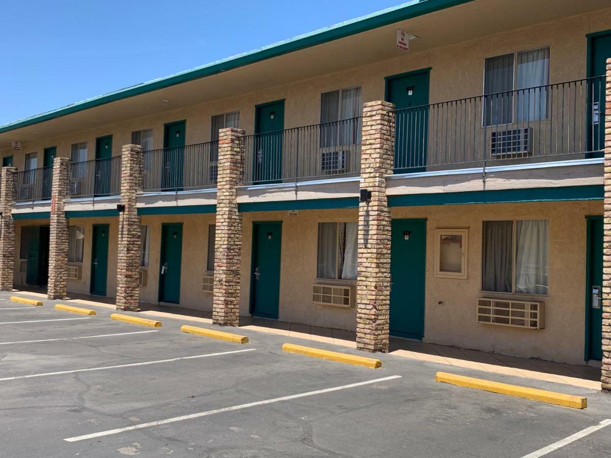 Windsor Inn Lake Havasu City Exteriör bild